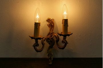 ヴィンテージ照明　フランスビンテージ　クラシックなウォールランプ2個セット(壁付け照明、壁掛け照明)(R-041552)