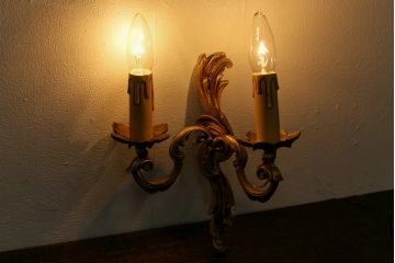 ヴィンテージ照明　フランスビンテージ　クラシックなウォールランプ2個セット(壁付け照明、壁掛け照明)(R-041552)