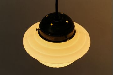 アンティーク照明　エンボスがおしゃれなペンダントライト(吊り下げ照明、天井照明)(R-041554)