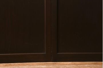 アンティーク建具　和製アンティーク　明治大正期　落ち着いた木色が上品な板戸2枚セット(帯戸、建具)(R-041574)