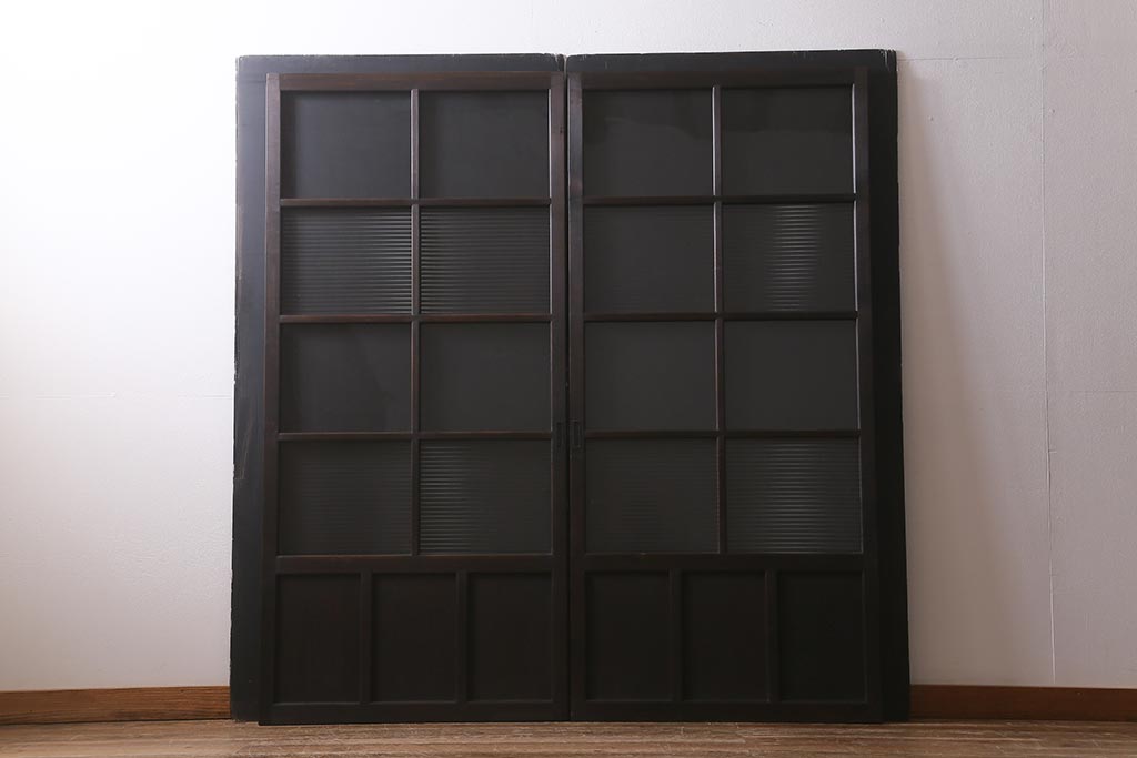 アンティーク建具　モールガラス入り　素朴な雰囲気が魅力のレトロなガラス戸2枚セット(引き戸)(R-041576)