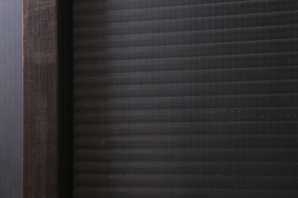 アンティーク建具　モールガラス入り　素朴な雰囲気が魅力のレトロなガラス戸2枚セット(引き戸)(R-041576)