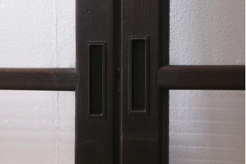 アンティーク建具　モールガラス入り　素朴な雰囲気が魅力のレトロなガラス戸2枚セット(引き戸)(R-041576)