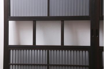 アンティーク建具　上手物!　腰板ケヤキ材　裏ガラス入り　すりガラス・結霜ガラス　職人技が光る格子戸2枚セット(引き戸)(R-041578)