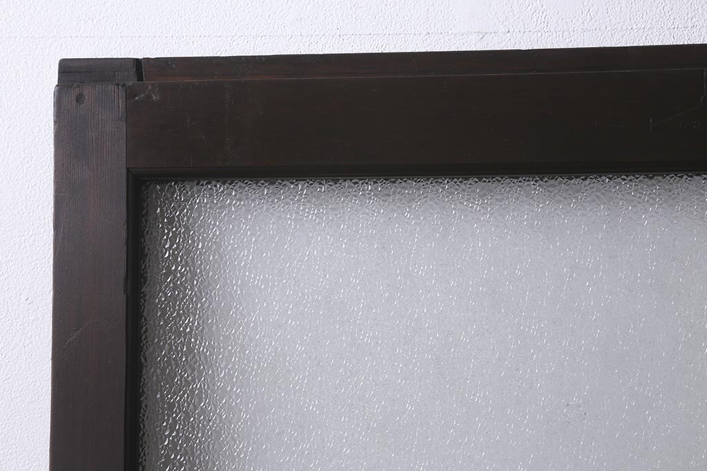 アンティーク建具　上手物!　腰板ケヤキ材・玉杢　ダイヤガラス・モールガラス・当店オリジナルガラス　凝った意匠が目を引く上品なガラス戸2枚セット(引き戸)(R-041579)