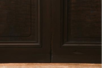 アンティーク建具　上手物!　腰板ケヤキ材・玉杢　ダイヤガラス・モールガラス・当店オリジナルガラス　凝った意匠が目を引く上品なガラス戸2枚セット(引き戸)(R-041579)