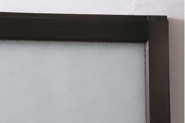 アンティーク建具　上手物!　腰板(欅材)　ダイヤガラス　落ち着いた色合いのレトロなガラス戸2枚セット　(R-041580)