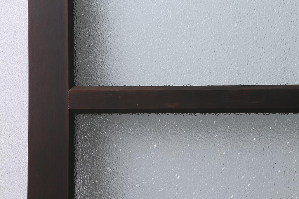 アンティーク建具　上手物!　腰板(欅材)　ダイヤガラス　落ち着いた色合いのレトロなガラス戸2枚セット　(R-041580)