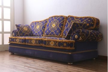 中古　イタリア　VERSACE(ヴェルサーチ)　スリーシーターソファ(三人掛け、3人掛け、トリプルソファ)(定価約180万円)(R-041591)