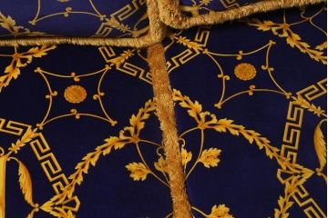 中古　イタリア　VERSACE(ヴェルサーチ)　スリーシーターソファ(三人掛け、3人掛け、トリプルソファ)(定価約180万円)(R-041591)