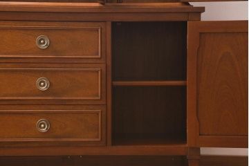 中古　DREXEL HERITAGE(ドレクセルヘリテイジ)　Triune(トライユン)　チャイナ　食器棚(キャビネット、収納棚、飾り棚)(定価約85万円)(R-041592)