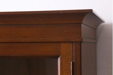 中古　DREXEL HERITAGE(ドレクセルヘリテイジ)　Triune(トライユン)　チャイナ　食器棚(キャビネット、収納棚、飾り棚)(定価約85万円)(R-041592)