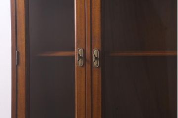 中古　DREXEL HERITAGE(ドレクセルヘリテイジ)　Triune(トライユン)　チャイナ　食器棚(キャビネット、収納棚、飾り棚)(定価約85万円)(R-041592)