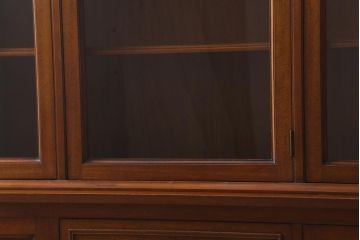 中古　DREXEL HERITAGE(ドレクセルヘリテイジ)　Triune(トライユン)　チャイナ　食器棚(キャビネット、収納棚、飾り棚)(定価約85万円)(R-041592)