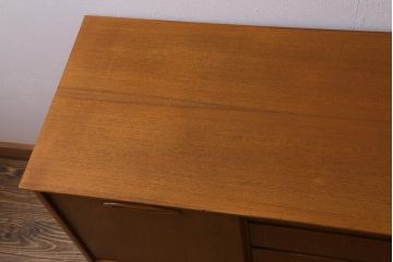 ヴィンテージ家具　北欧ビンテージ　ジェンティーク　チーク材　スモールサイドボード(テレビ台、テレビボード、収納棚)(R-041593)