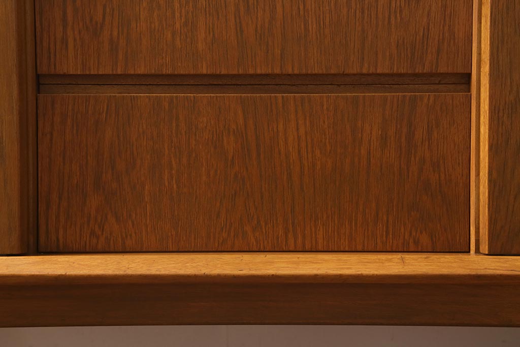 ヴィンテージ家具　北欧ビンテージ　ジェンティーク　チーク材　スモールサイドボード(テレビ台、テレビボード、収納棚)(R-041593)