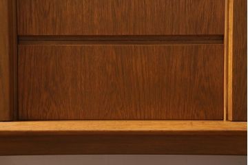 ヴィンテージ家具　北欧ビンテージ　ジェンティーク　チーク材　スモールサイドボード(テレビ台、テレビボード、収納棚)(R-041593)