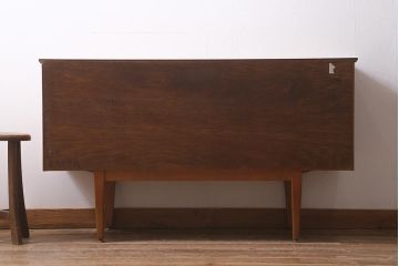 ヴィンテージ家具　北欧ビンテージ　ジェンティーク　チーク材　スモールサイドボード(テレビ台、テレビボード、収納棚)(R-041593)