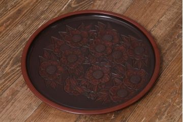 鎌倉彫　白日堂　伊志良不説作　丸盆　箱付き(和盆、木製盆、漆器)(R-041598)