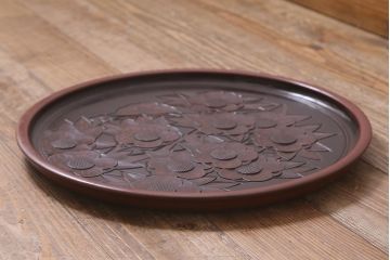 鎌倉彫　白日堂　伊志良不説作　丸盆　箱付き(和盆、木製盆、漆器)(R-041598)