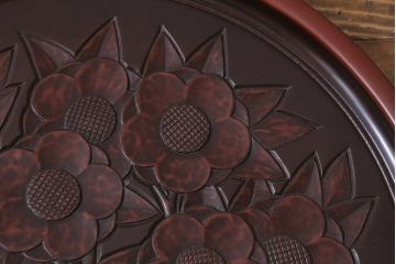 鎌倉彫　白日堂　伊志良不説作　丸盆　箱付き(和盆、木製盆、漆器)(R-041598)