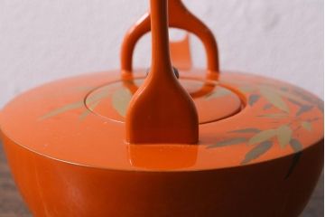 アンティーク雑貨　和製アンティーク　大正期　朱漆　鶴図柄銚子　箱付き(漆器)(R-041605)