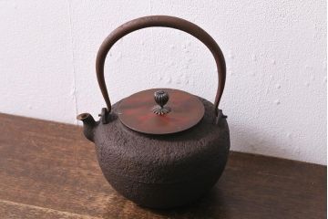 アンティーク雑貨　古民具　明治大正期　祥雪堂 造　鉄瓶(斑紫銅蓋、鉄ビン、茶道具)(R-041606)