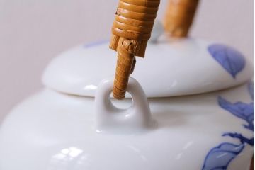 昭和期　柿右衛門　柿文　色絵急須(R-041609)