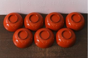 アンティーク雑貨　大正昭和初期　花蝶図　上がり藤　竹に雀　朱塗り　沈金蒔絵木製椀7客セット(お椀、漆器)(R-041619)