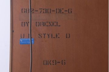 中古　DREXEL HERITAGE(ドレクセルヘリテイジ)　Grand Villa(グランドヴィラ)　キュリオユニット(キュリオケース、飾り棚)(R-041628)