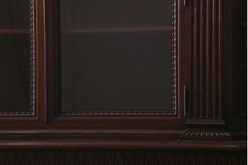 アンティーク家具　フランスアンティーク　マホガニー材　芸術作品のような彫刻が見事な飾り棚(食器棚、カップボード、収納棚)(R-041633)