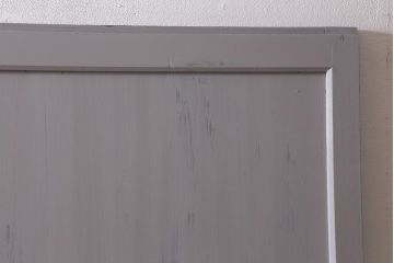 アンティーク建具　明治大正期　杉無垢材　グレーペイントのおしゃれな板戸2枚セット(引き戸、建具)(R-041646)