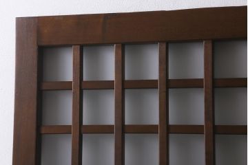 アンティーク建具　明治大正期　蔵戸リメイク　杉材一枚板・枠樺材　すり・クリアガラス入り　升格子の蔵戸2枚セット(引き戸、玄関戸)(R-041648)