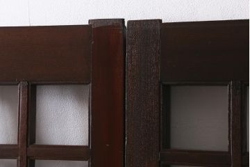 アンティーク建具　明治大正期　蔵戸リメイク　ケヤキ材　クリアガラス入り　和の風情漂う格子蔵戸2枚セット(引き戸、玄関戸)(R-041649)