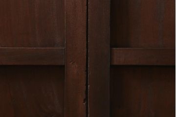 アンティーク建具　明治大正期　蔵戸リメイク　ケヤキ材　クリアガラス入り　和の風情漂う格子蔵戸2枚セット(引き戸、玄関戸)(R-041649)