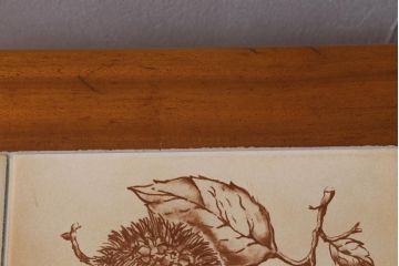 北欧ビンテージ　レトロなタイルトップが目を引くセンターテーブル(コーヒーテーブル、ローテーブル)(R-041653)