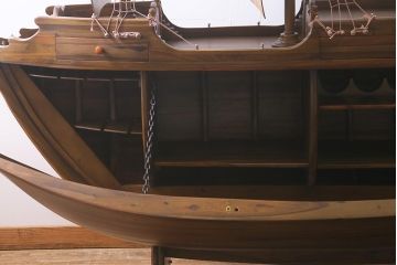 スペイン製　メイフラワー号　帆船型　自慢の一品になるワインキャビネット(ワインラック、オブジェ)(定価約100万円)(R-041654)