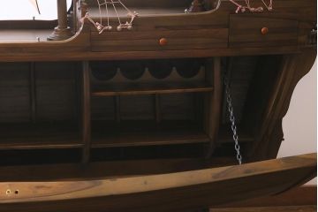 スペイン製　メイフラワー号　帆船型　自慢の一品になるワインキャビネット(ワインラック、オブジェ)(定価約100万円)(R-041654)