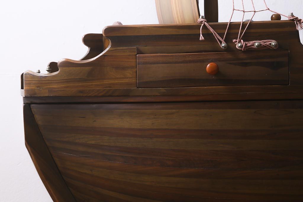 スペイン製　メイフラワー号　帆船型　自慢の一品になるワインキャビネット(ワインラック、オブジェ)(定価約100万円)(R-041654)