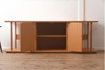 在庫未使用品　IDC大塚家具　室礼　三彩　欅柾板　飾棚004(飾り棚)(定価約60万円)(R-041656)