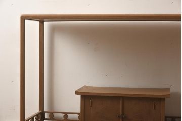 在庫未使用品　IDC大塚家具　松創　清　桑材　飾棚(飾り棚)(定価約136万円)(R-041657)
