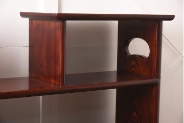 在庫未使用品　IDC大塚家具　松創　やすらぎ　ケヤキ材　木地呂塗り　三段飾棚(飾り棚)(定価約486万円)(R-041662)