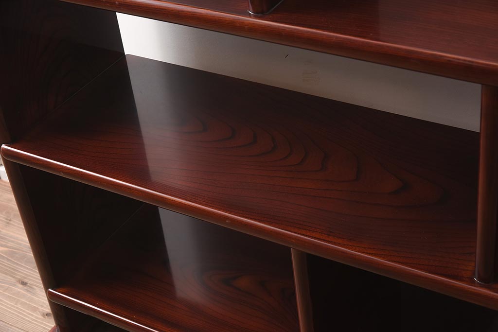 在庫未使用品　IDC大塚家具　松創　やすらぎ　ケヤキ材　木地呂塗り　三段飾棚(飾り棚)(定価約486万円)(R-041662)