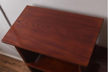 在庫未使用品　IDC大塚家具　松創　やすらぎ　ケヤキ材板目　木地呂塗り　三段飾棚(飾り棚)(定価約378万円)(R-041663)