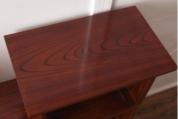 在庫未使用品　IDC大塚家具　松創　やすらぎ　ケヤキ材板目　木地呂塗り　三段飾棚(飾り棚)(定価約378万円)(R-041663)