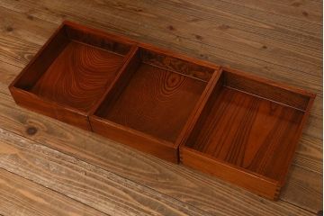 在庫未使用品　IDC大塚家具　漆器山富　漆塗り　総ケヤキ材の飾棚(飾り棚)(定価約176万円)(R-041665)