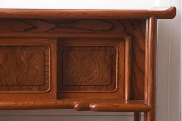 在庫未使用品　IDC大塚家具　漆器山富　漆塗り　透かし入り　総ケヤキ無垢材　飾棚(飾り棚)(定価約216万円)(R-041667)
