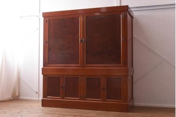 在庫未使用品　IDC大塚家具　松創　匠　総欅(ケヤキ)無垢材　漆塗り　道具タンス(収納棚、キャビネット)(定価約594万円)(R-041670)