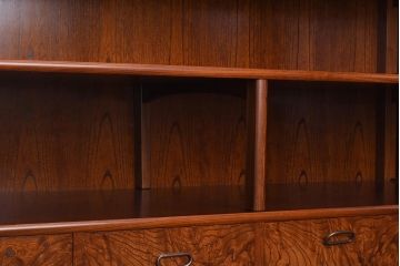 在庫未使用品　IDC大塚家具　松創　匠　総欅(ケヤキ)無垢材　漆塗り　道具タンス(収納棚、キャビネット)(定価約594万円)(R-041670)