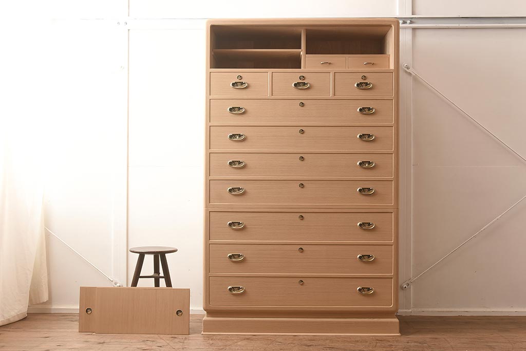 展示品　IDC大塚家具　家具のカネトク　3.6尺　7ノ3　隅丸仕上げ　桐タンス(定価約100万円)(R-041671)